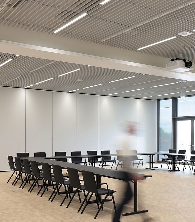 Objektstühle & Tische